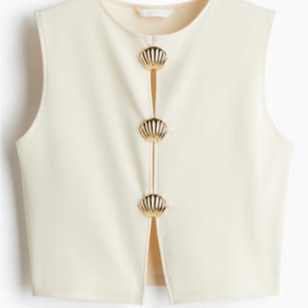 Cream Sleeveless Top with Gold Shell Buttons H&M NWT